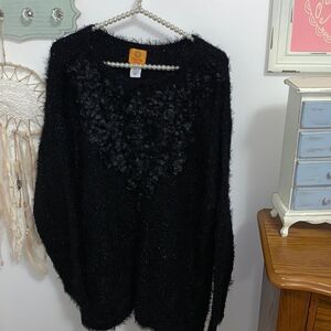 Ruby Rd. Woman 1x black fuzzy sweater